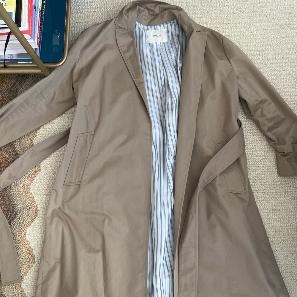 Maje trench